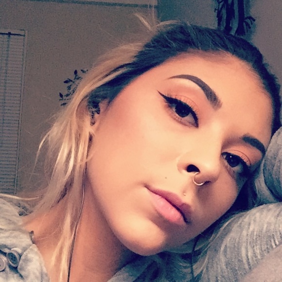alecialee8